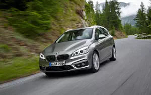   BMW 225i Active Tourer - 2014