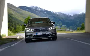   BMW 225i Active Tourer - 2014