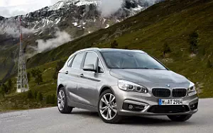   BMW 225i Active Tourer - 2014