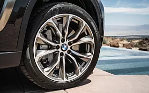   BMW X6 xDrive50i - 2014