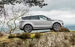   Range Rover Evoque P300 HSE R-Dynamic Black Pack UK-spec - 2019