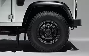   Land Rover Defender 90 Black Pack - 2014