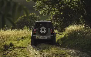   Land Rover Defender 90 D240 SE Explorer Pack - 2020