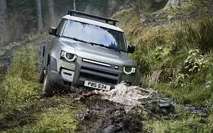   Land Rover Defender 90 D240 SE Explorer Pack - 2020