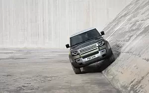   Land Rover Defender 90 D240 SE Urban Pack - 2020