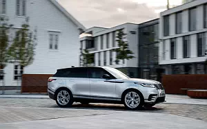   Range Rover Velar R-Dynamic D300 HSE Black Pack - 2017