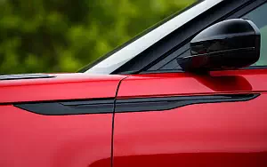   Range Rover Velar R-Dynamic D300 HSE Black Pack - 2017