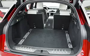   Range Rover Velar R-Dynamic D300 HSE Black Pack - 2017