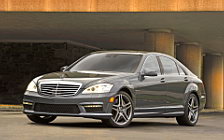   Mercedes-Benz S63 AMG - 2011