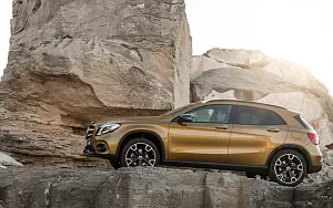   Mercedes-Benz GLA 220 d 4MATIC - 2017