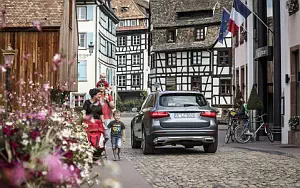   Mercedes-Benz GLC 220 d 4MATIC Off Road - 2015