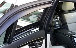   Mercedes-Benz S600 Pullman Guard - 2011
