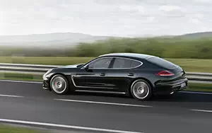   Porsche Panamera Turbo - 2013