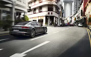   Porsche Panamera Turbo - 2016