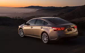   Toyota Avalon LTD - 2013
