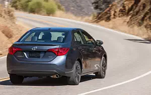   Toyota Corolla XSE US-spec - 2016