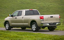   Toyota Tundra Double Cab - 2007