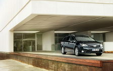   Toyota Avensis Wagon - 2011