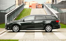   Toyota Avensis Wagon - 2011