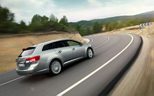   Toyota Avensis Wagon - 2011