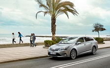   Toyota Avensis Wagon - 2011