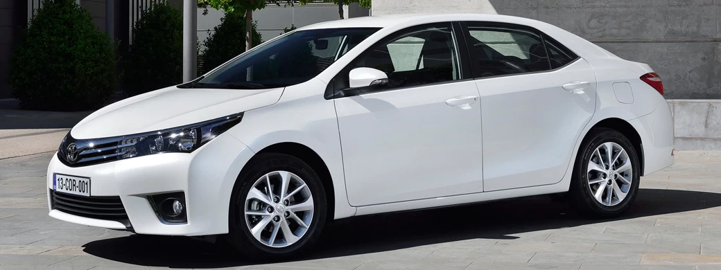   Toyota Corolla - 2013 - Car wallpapers