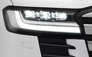  Toyota Land Cruiser - 2021