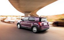   Toyota Urban Cruiser - 2009