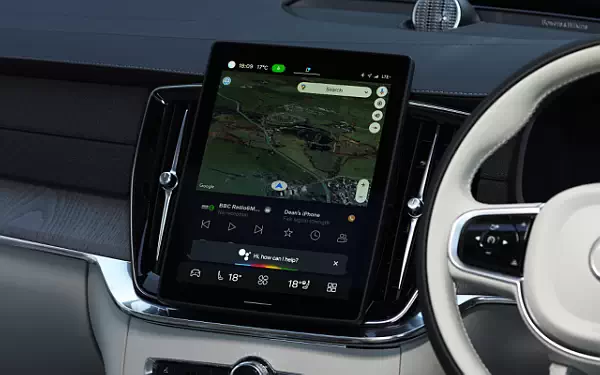   Volvo XC90 T8 Recharge AWD UK-spec - 2024