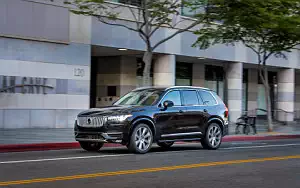   Volvo XC90 T6 Inscription US-spec - 2015