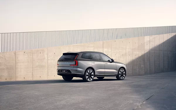   Volvo EX90 Excellence - 2024