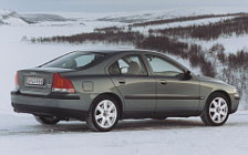   Volvo S60 AWD - 2002