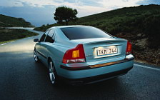   Volvo S60 R - 2004