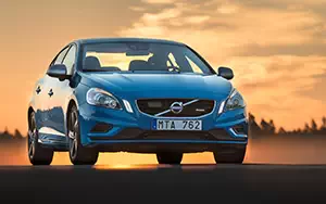   Volvo S60 T6 AWD R-Design - 2013