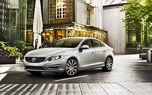   Volvo S60 - 2014