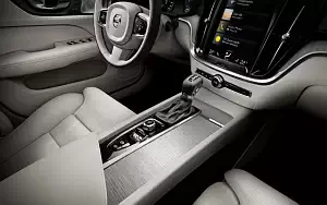   Volvo S60 T6 AWD Inscription - 2018