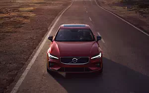  Volvo S60 T6 AWD R-Design - 2018