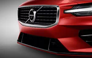   Volvo S60 T6 AWD R-Design - 2018