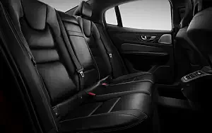   Volvo S60 T6 AWD R-Design - 2018