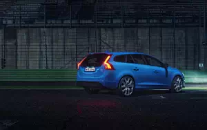   Volvo V60 Polestar - 2016