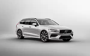  Volvo V60 T6 AWD Momentum - 2018