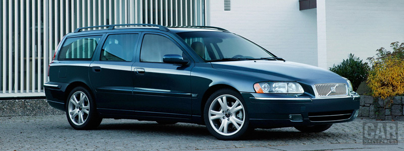   Volvo V70 T5 - 2005 - Car wallpapers