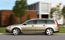   Volvo V70 - 2008
