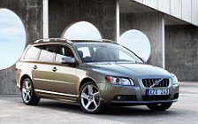   Volvo V70 - 2008