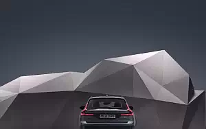   Volvo V90 B6 Cross Country - 2020