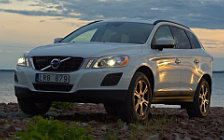   Volvo XC60 - 2012