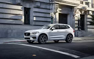   Volvo XC60 T8 R-Design - 2017