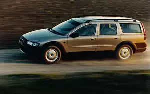   Volvo V70 XC - 2001