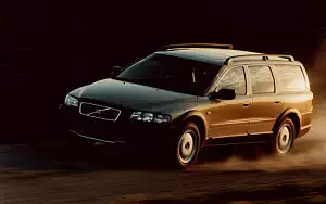   Volvo V70 XC - 2001