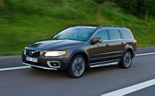   Volvo XC70 - 2012